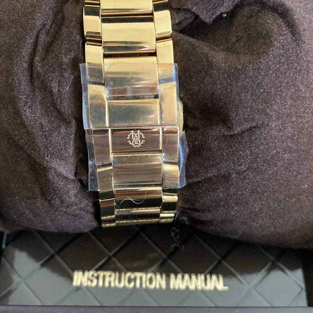 ROBERTO CAVALLI TIMEWEAR GOLD WATCH BRAND NEW IN BOX